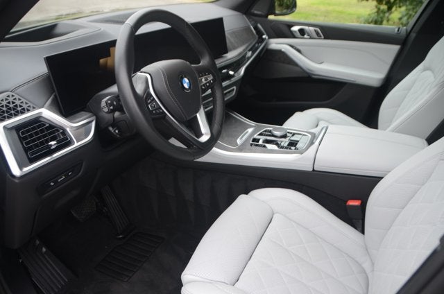2026 BMW X5 xDrive40i (MSRP $76,800)