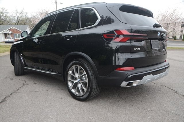 2026 BMW X5 xDrive40i (MSRP $76,800)
