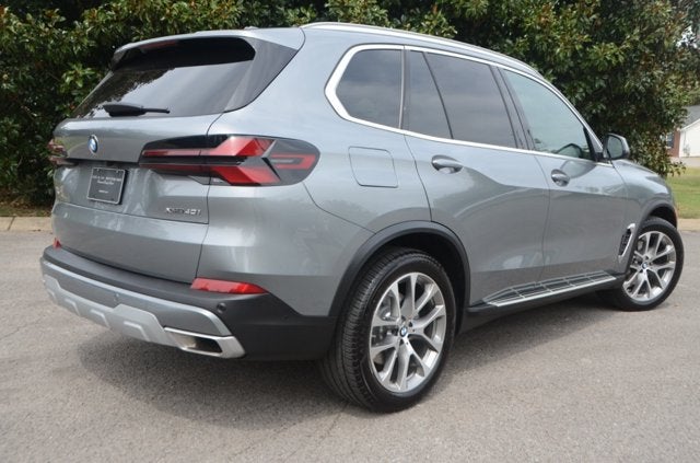 2026 BMW X5 xDrive40i (MSRP $75,700)