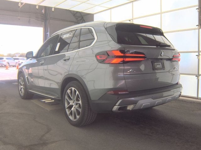 2026 BMW X5 xDrive40i (MSRP $76,800)