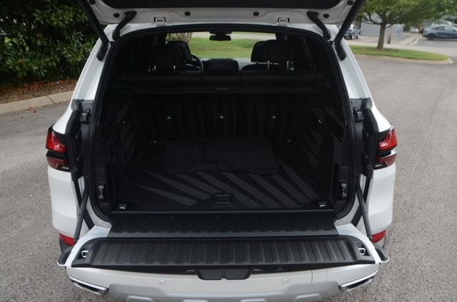 2026 BMW X5 xDrive40i (MSRP $77,700)