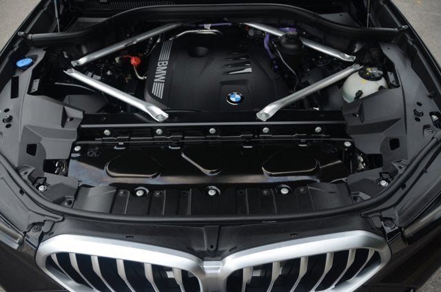 2025 BMW X6 xDrive40i (MSRP $81,725)