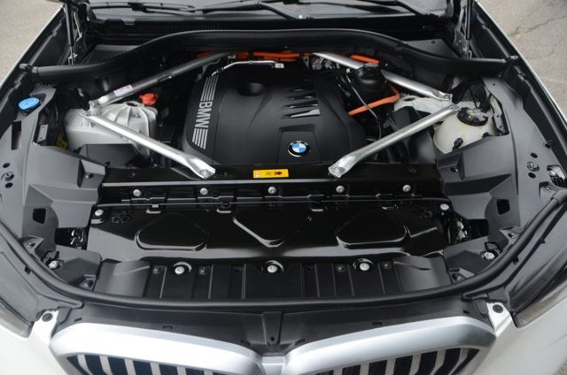 2025 BMW X5 xDrive50e (MSRP $81,950)