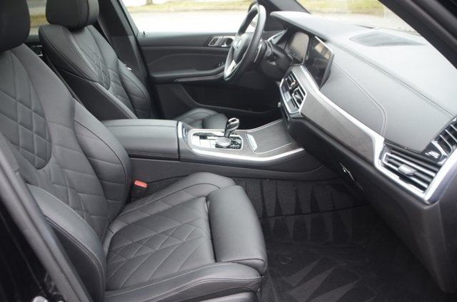 2023 BMW X5 xDrive40i (MSRP $70,045)