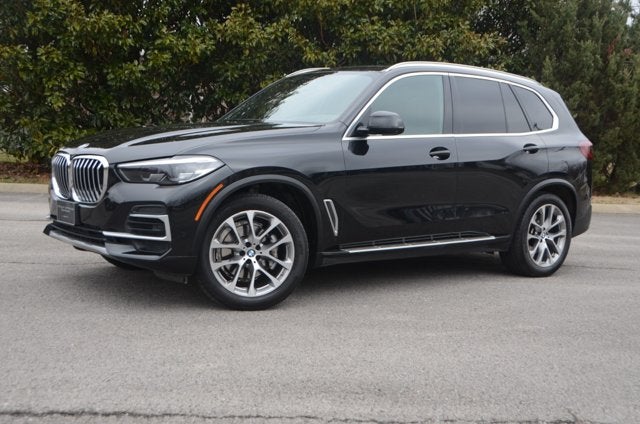 2023 BMW X5 xDrive40i (MSRP $70,045)