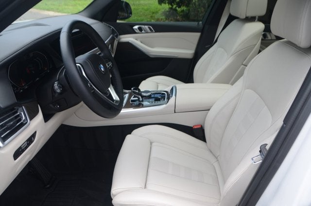 2022 BMW X5 xDrive40i (MSRP $70,745)