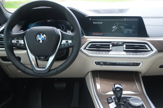 2022 BMW X5 xDrive40i (MSRP $70,745)