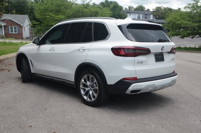 2022 BMW X5 xDrive40i (MSRP $70,745)