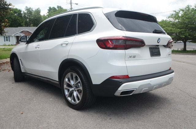 2022 BMW X5 xDrive40i (MSRP $70,745)