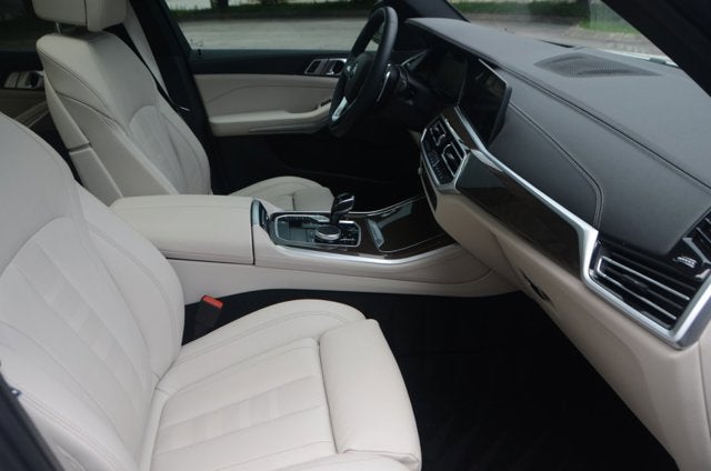 2022 BMW X5 xDrive40i (MSRP $70,745)