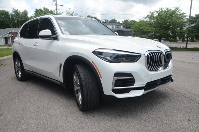 2022 BMW X5 xDrive40i (MSRP $70,745)