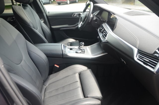 2022 BMW X5 xDrive40i (MSRP $68,845)