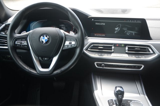 2022 BMW X5 xDrive40i (MSRP $68,845)