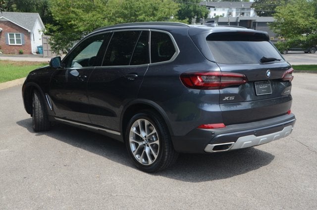 2022 BMW X5 xDrive40i (MSRP $68,845)