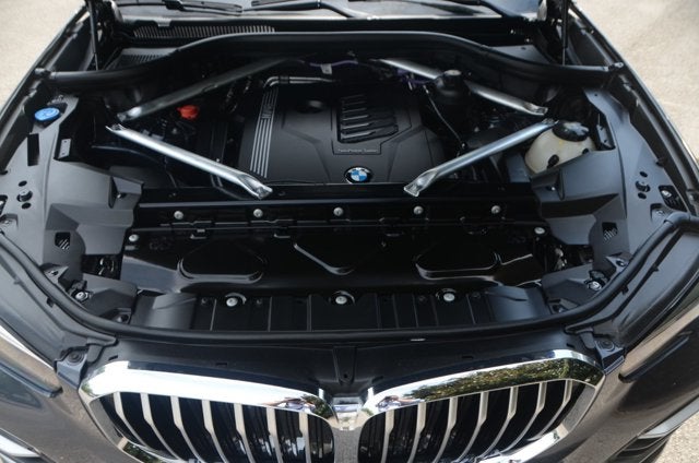 2022 BMW X5 xDrive40i (MSRP $68,845)