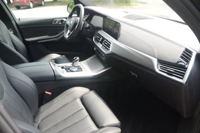 2022 BMW X5 xDrive40i (MSRP $68,845)