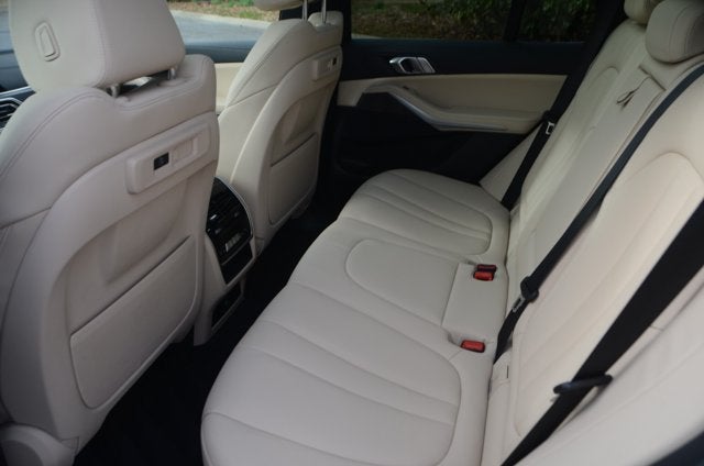 2022 BMW X5 xDrive40i (MSRP $67,595)