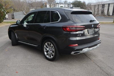 2022 BMW X5 xDrive40i (MSRP $67,595)