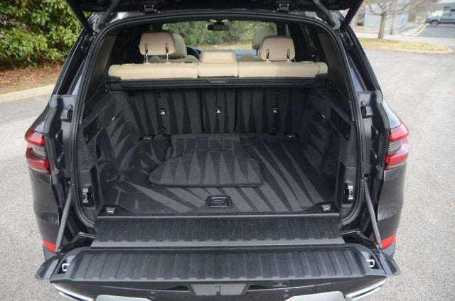 2022 BMW X5 xDrive40i (MSRP $67,595)