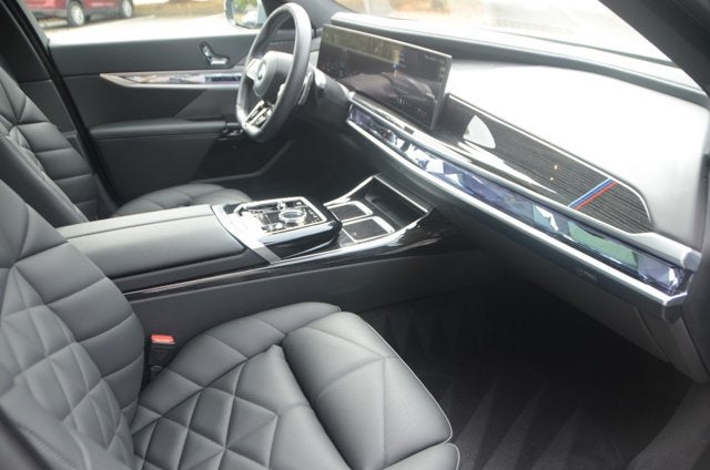 2026 BMW 7 Series 740i M-Sport (MSRP $105,550)