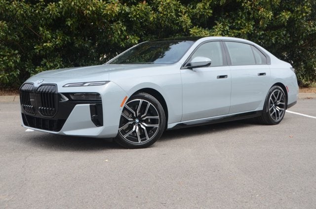 2026 BMW 7 Series 740i M-Sport (MSRP $105,550)
