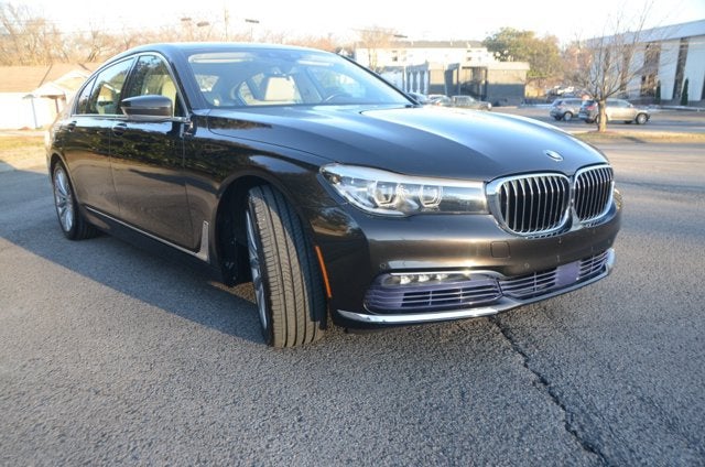 2016 BMW 7 Series 740i (MSRP $94,595)