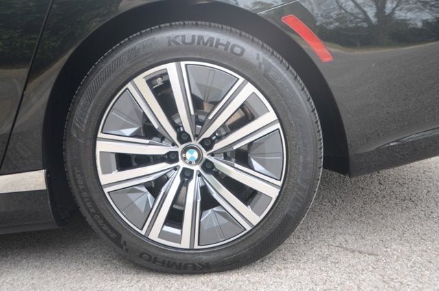 2024 BMW i7 eDrive50 (MSRP $110,445)