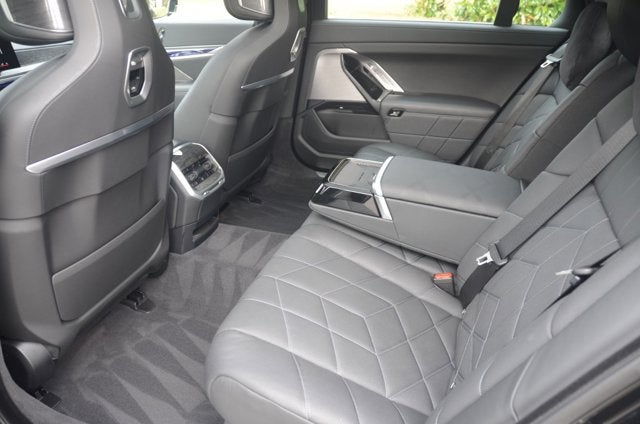 2024 BMW i7 eDrive50 (MSRP $110,445)