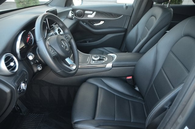2018 Mercedes-Benz GLC GLC 300 4MATIC® (MSRP $47,865)
