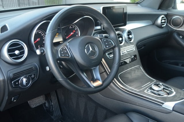 2018 Mercedes-Benz GLC GLC 300 4MATIC® (MSRP $47,865)